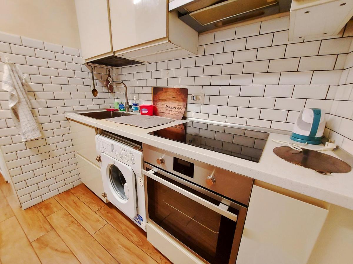 Free Breakfast - Big Apartment In The Heart Of Róma Kültér fotó
