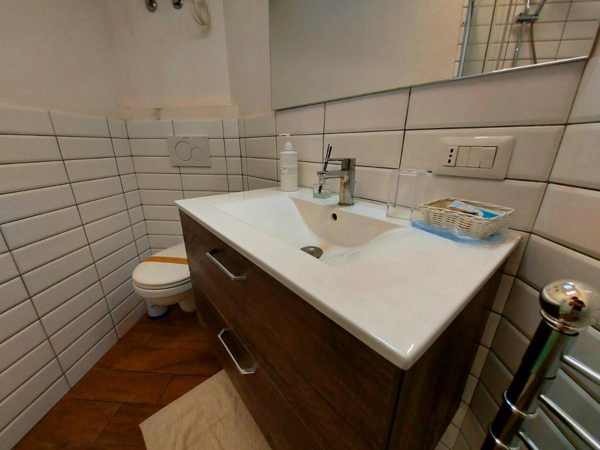 Free Breakfast - Big Apartment In The Heart Of Róma Kültér fotó