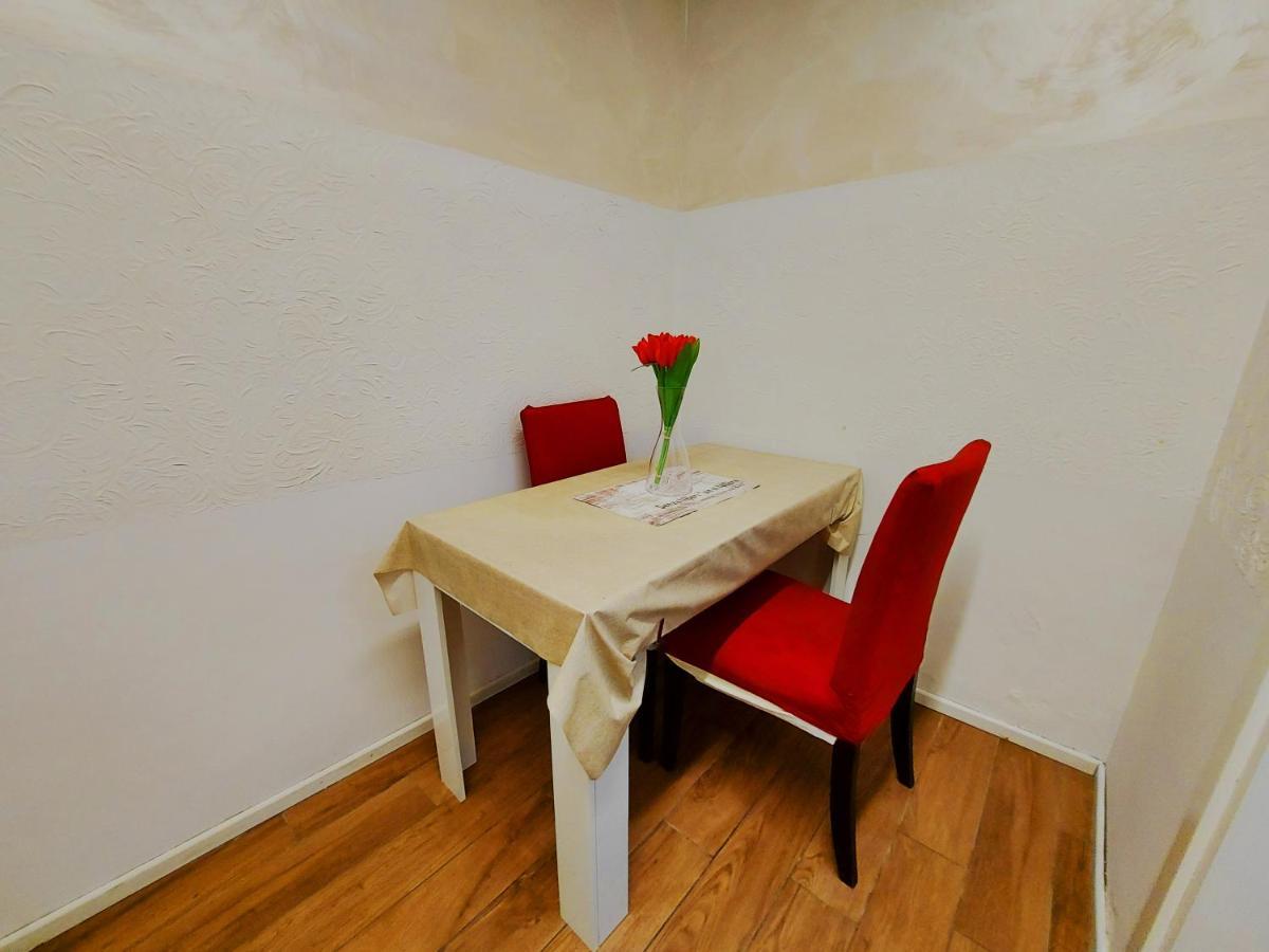 Free Breakfast - Big Apartment In The Heart Of Róma Kültér fotó